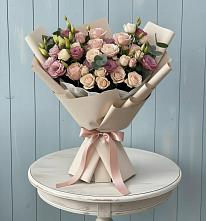Букет цветов из:  Розы и Лизиантусы в Верещагино