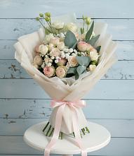 Букет цветов из:  Розы и Лизиантусы в Верещагино