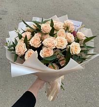 Букет Кремовые розы Латте в Верещагино