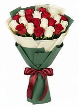 Букет Микс из красных и белых роз #REPLACE_PRED# Верещагино