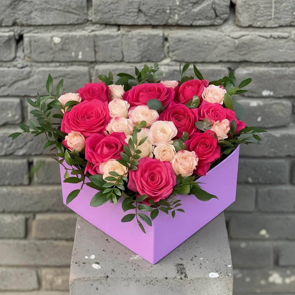 Цветочная композиция из Розы в коробке в Верещагино