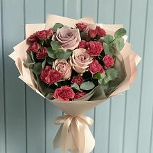 Букет цветов из:  Гвоздики и Розы #REPLACE_PRED# Верещагино