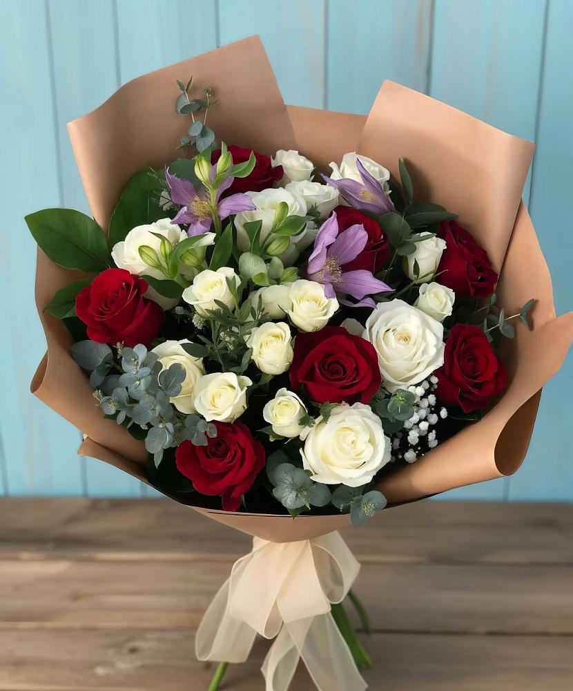 Букет цветов из: Розы и Альстромерии в Верещагино