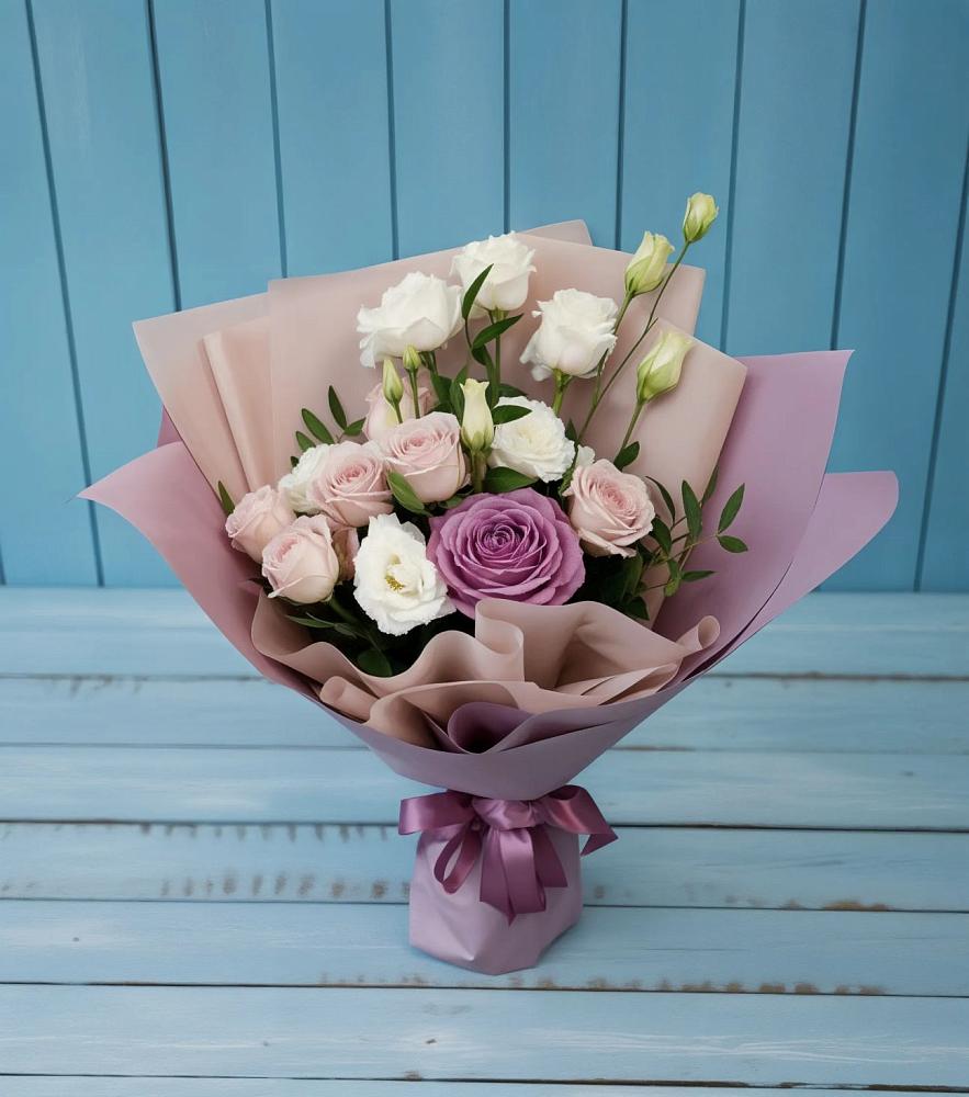 Букет цветов из: Розы и Лизиантусы в Верещагино