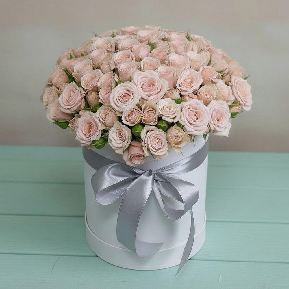 Цветочная композиция из Розы в шляпной коробке в Верещагино